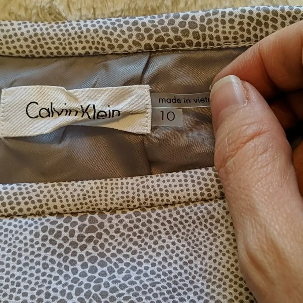 NWOT Calvin Klein Light Gray Pencil Skirt, 10